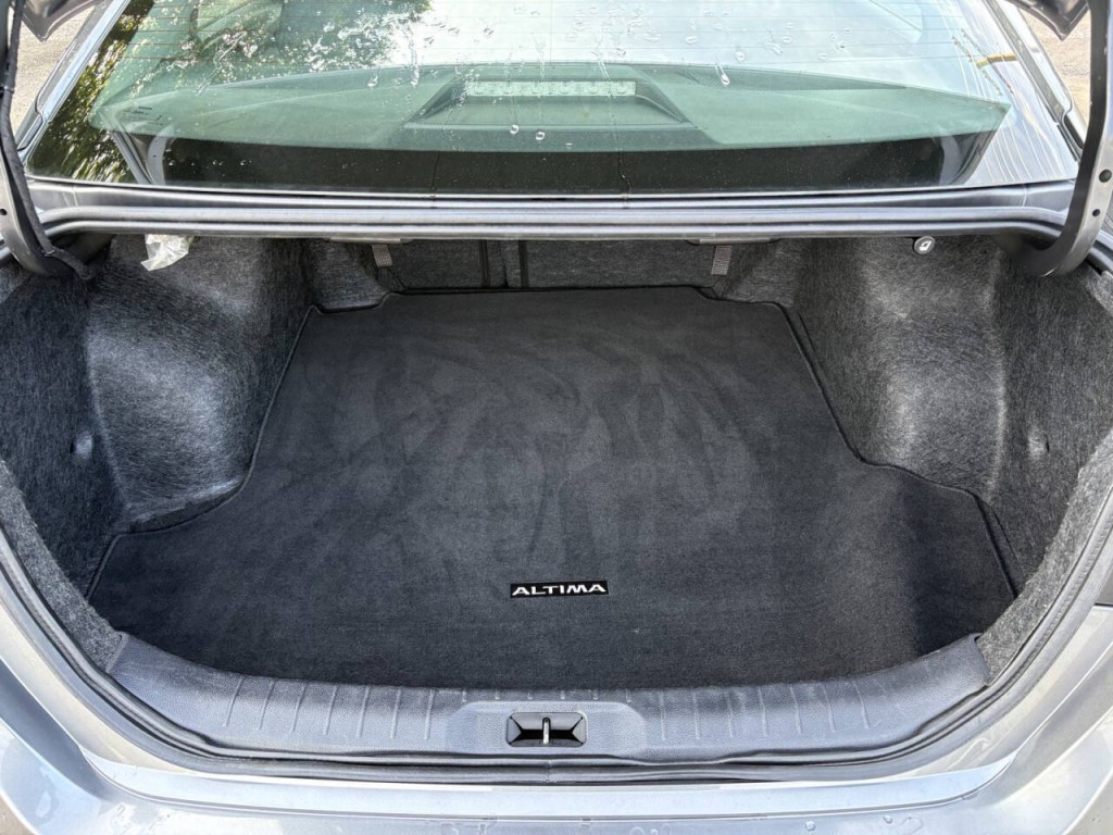 2023 Nissan Altima Image 22