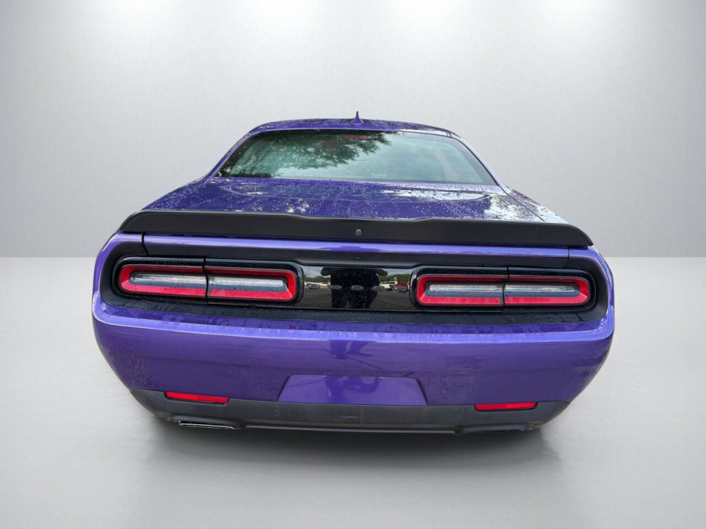 2023 Dodge Challenger Image 6