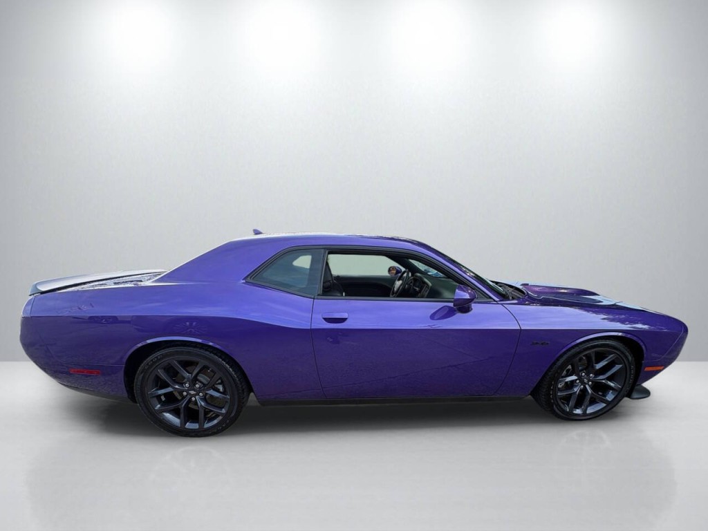 2023 Dodge Challenger Image 8