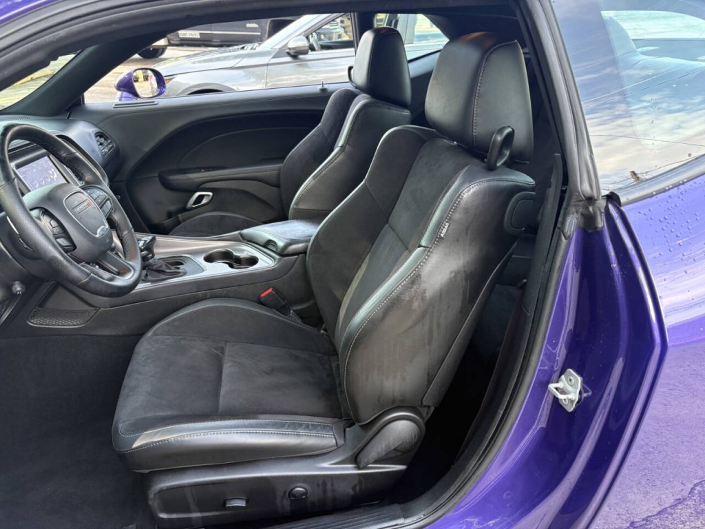 2023 Dodge Challenger Image 11