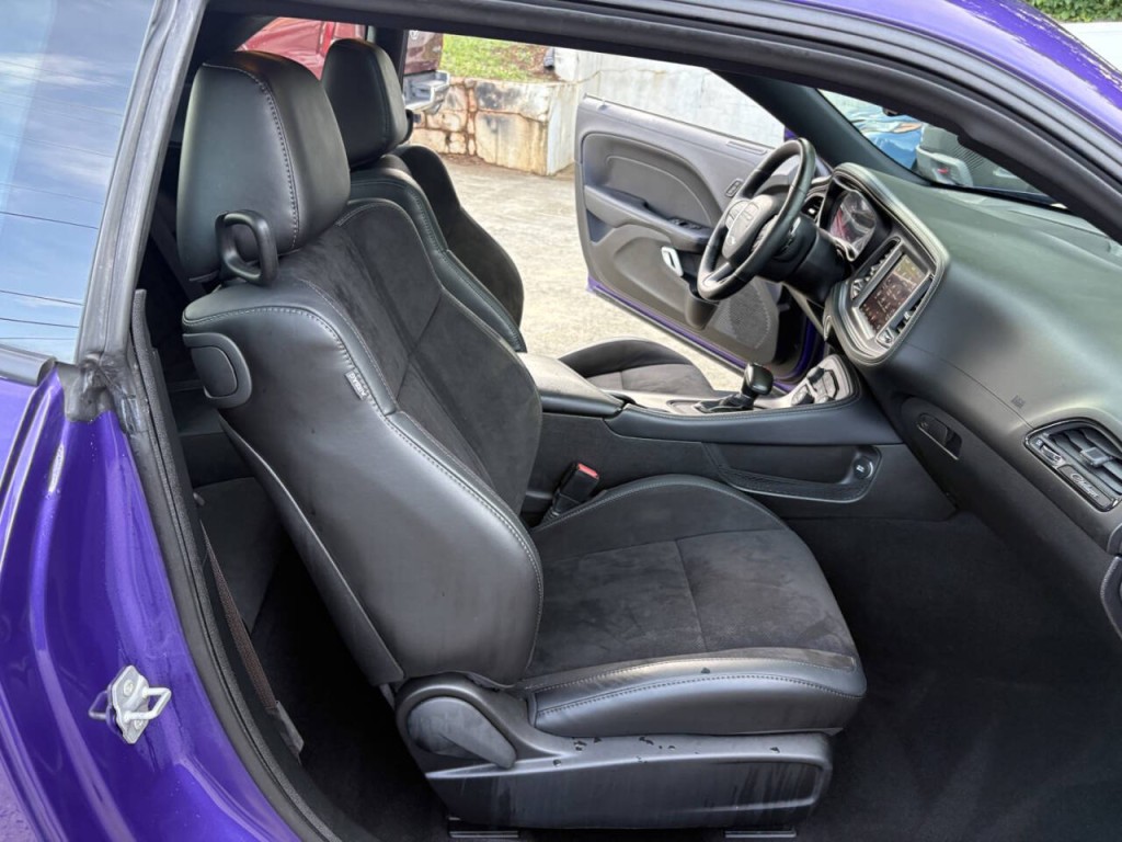 2023 Dodge Challenger Image 25