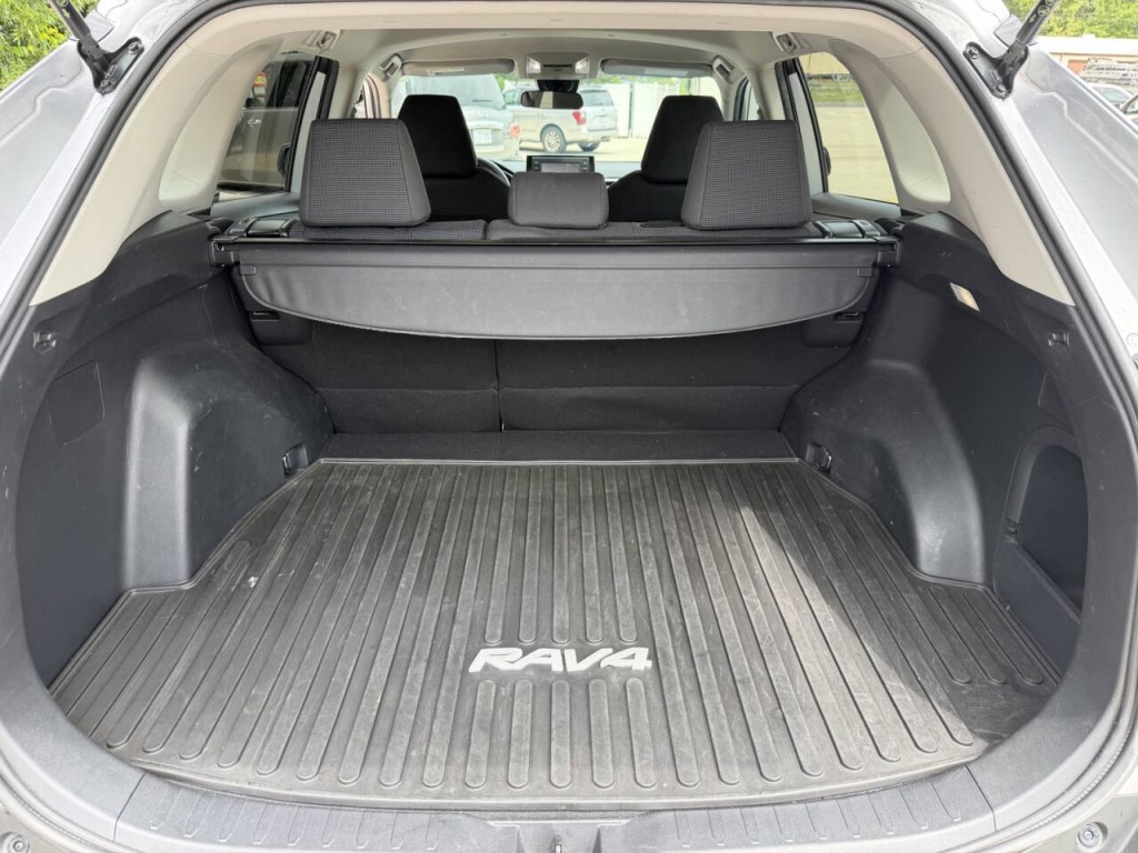 2022 Toyota Rav4 Image 32