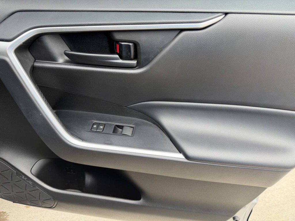 2022 Toyota Rav4 Image 37