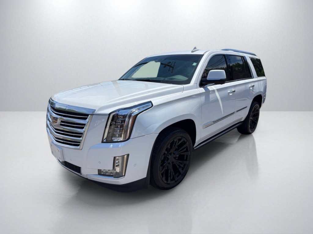 2017 Cadillac Escalade Image 3