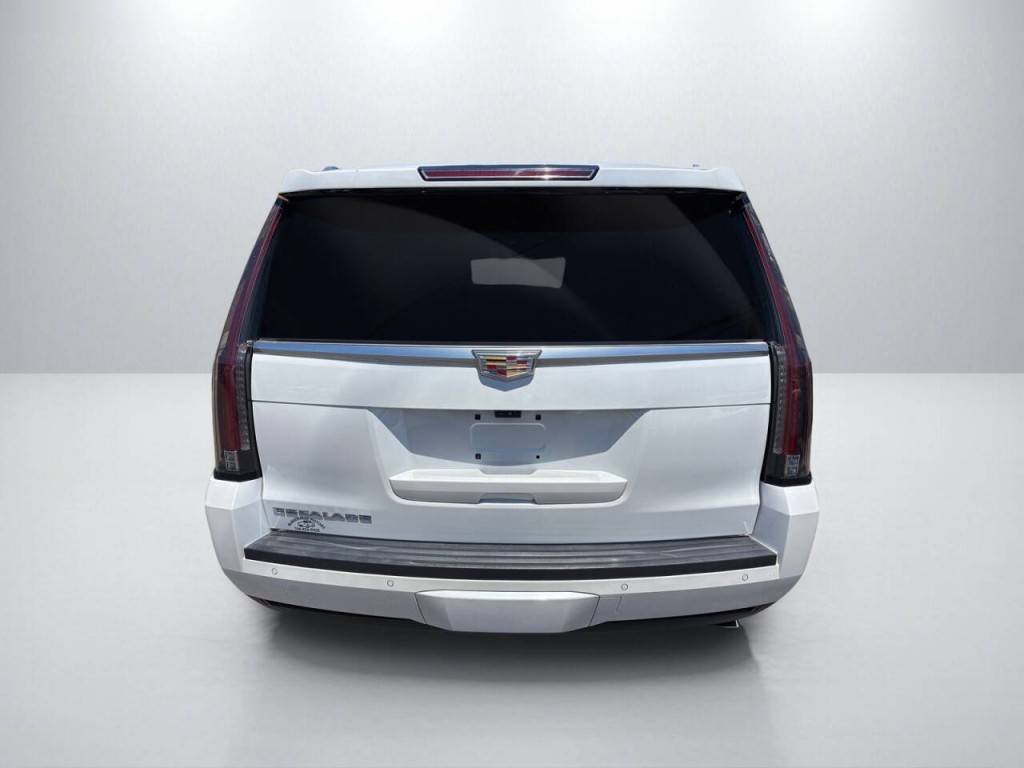2017 Cadillac Escalade Image 6