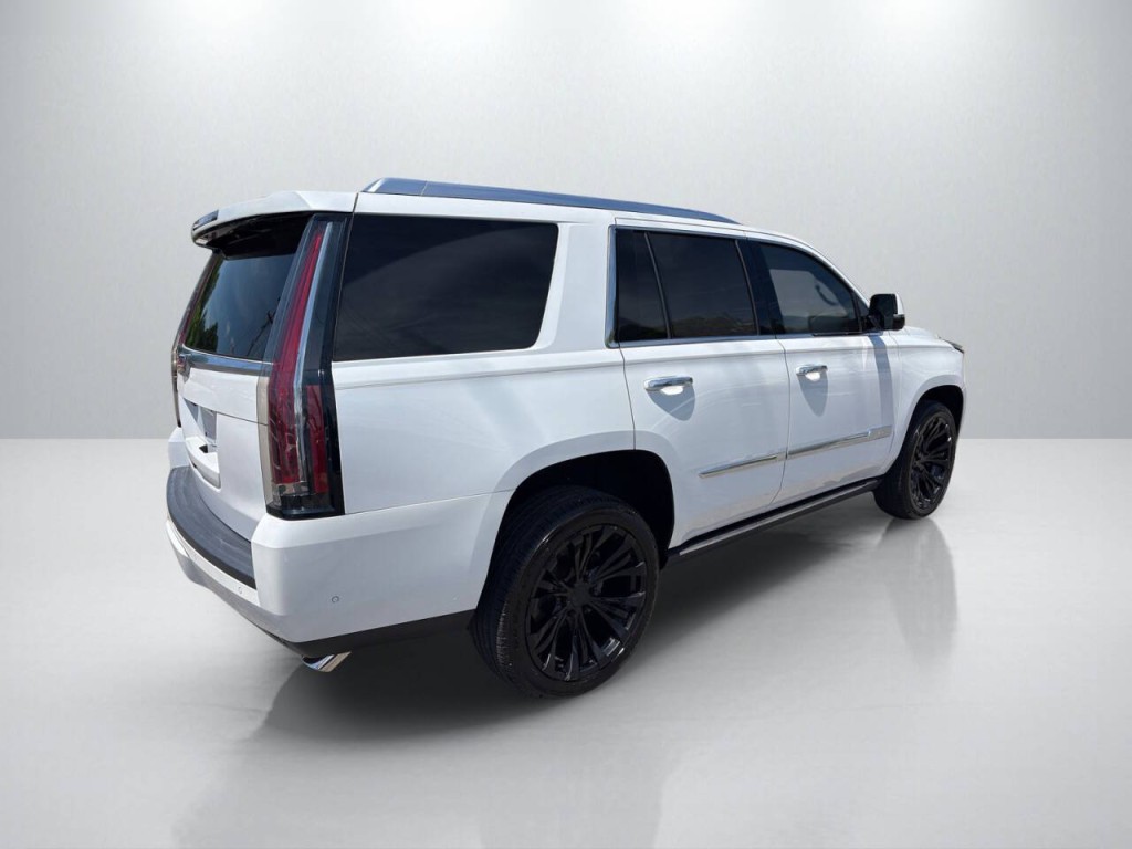2017 Cadillac Escalade Image 7