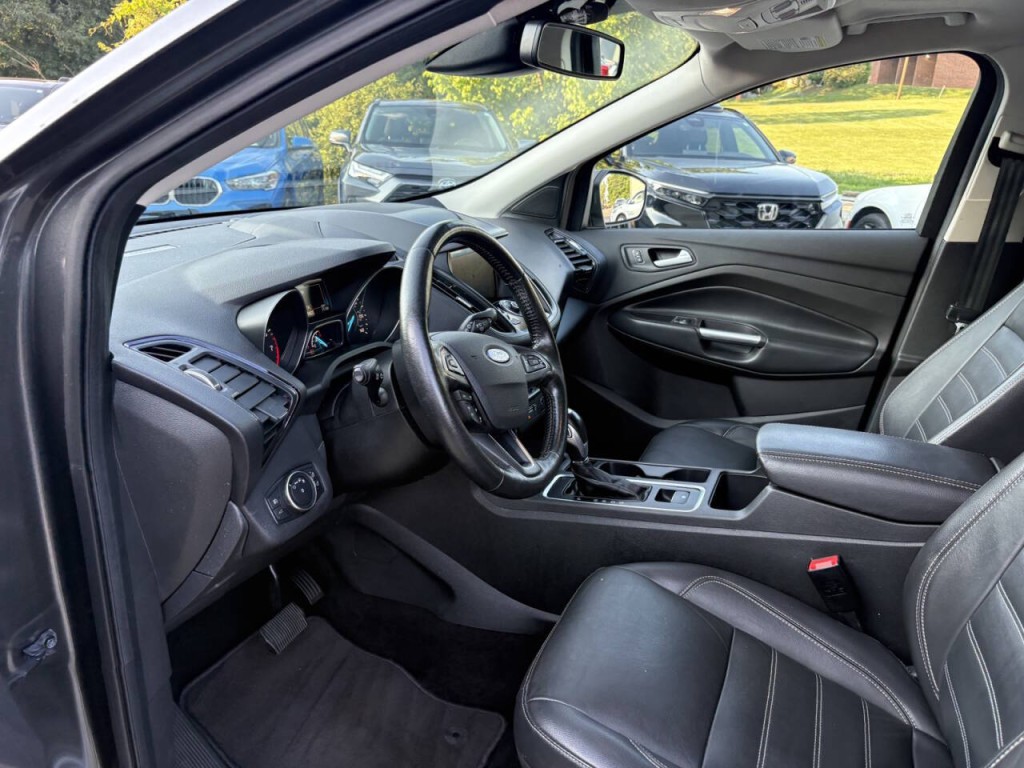 2019 Ford Escape Image 11