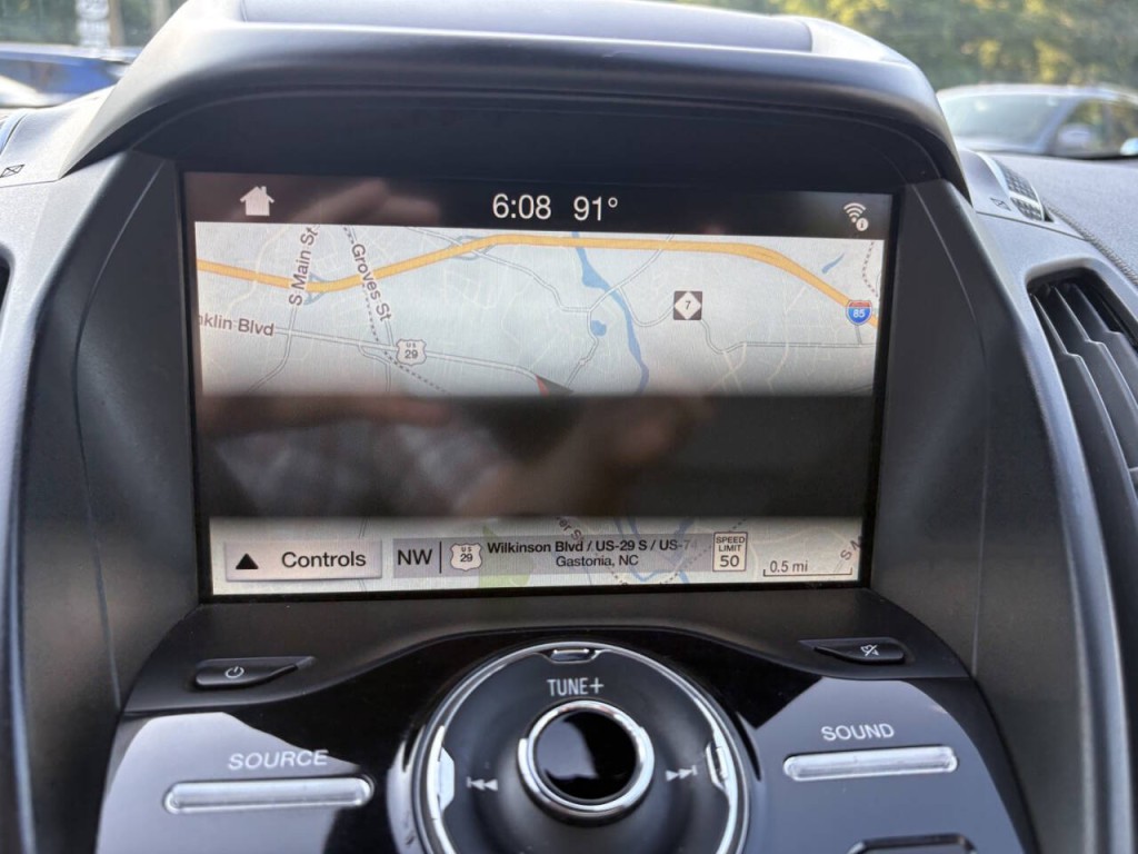 2019 Ford Escape Image 16