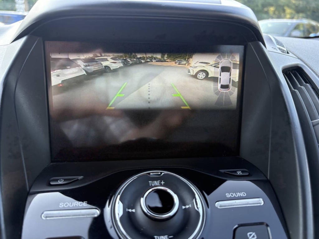 2019 Ford Escape Image 17