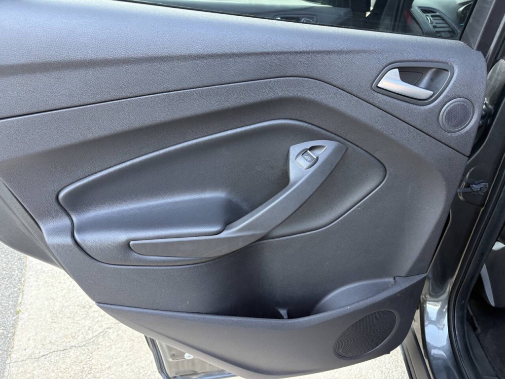 2019 Ford Escape Image 20