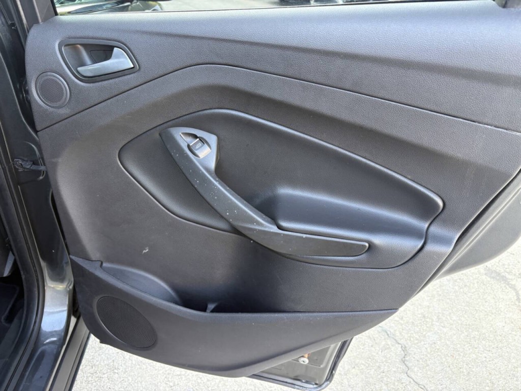2019 Ford Escape Image 26