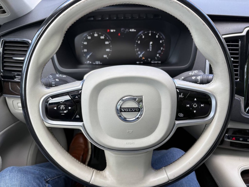 2018 Volvo XC90 Image 10