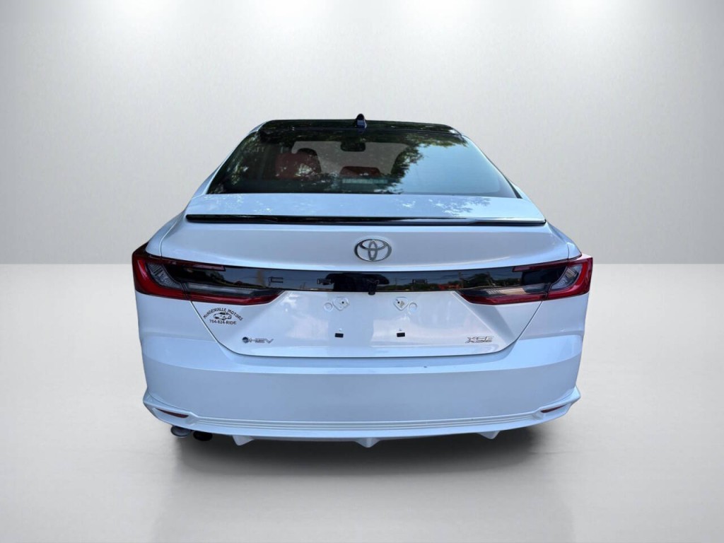 2025 Toyota Camry Image 6