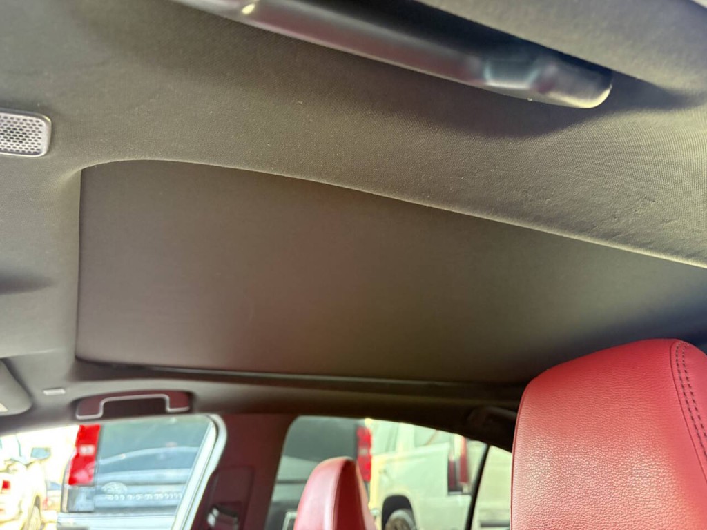 2025 Toyota Camry Image 12
