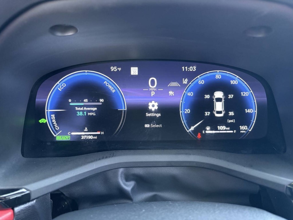 2025 Toyota Camry Image 16