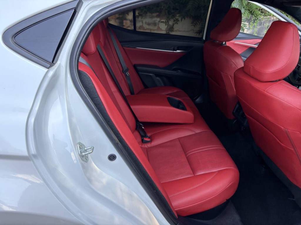 2025 Toyota Camry Image 31