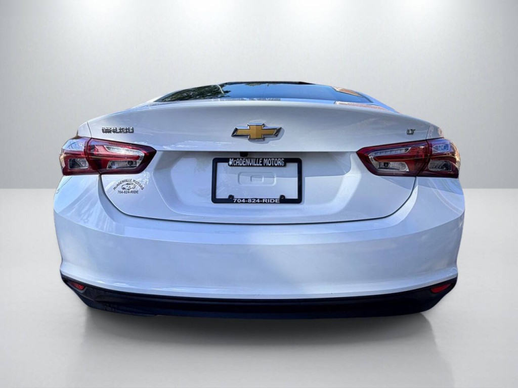 2022 Chevrolet Malibu Image 6