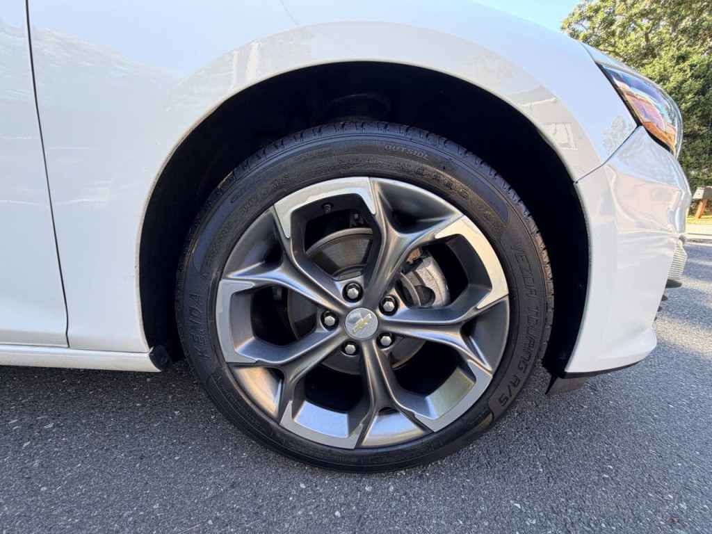 2022 Chevrolet Malibu Image 12