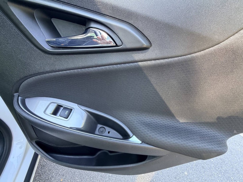 2022 Chevrolet Malibu Image 24