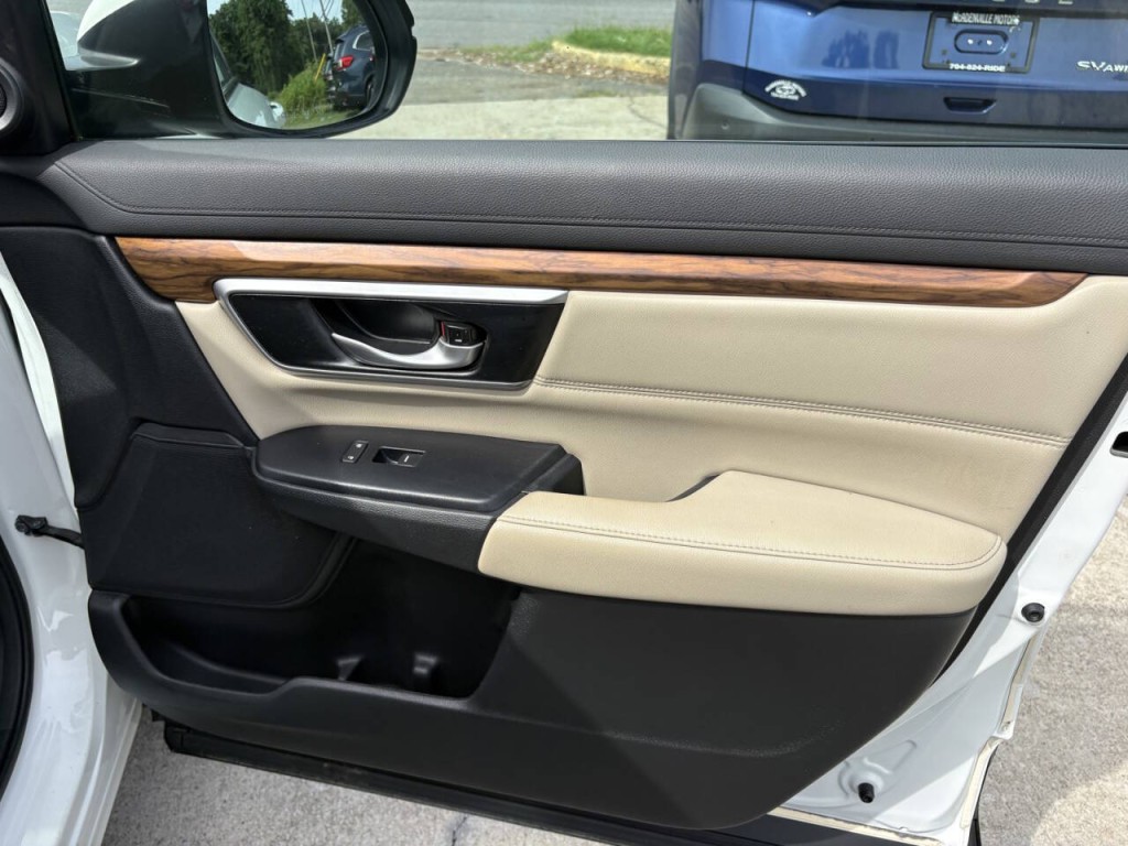 2018 Honda CR-V Image 27