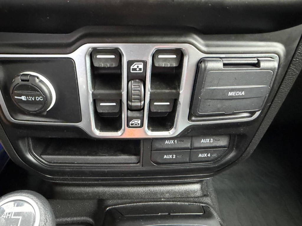 2023 Jeep Wrangler Image 26