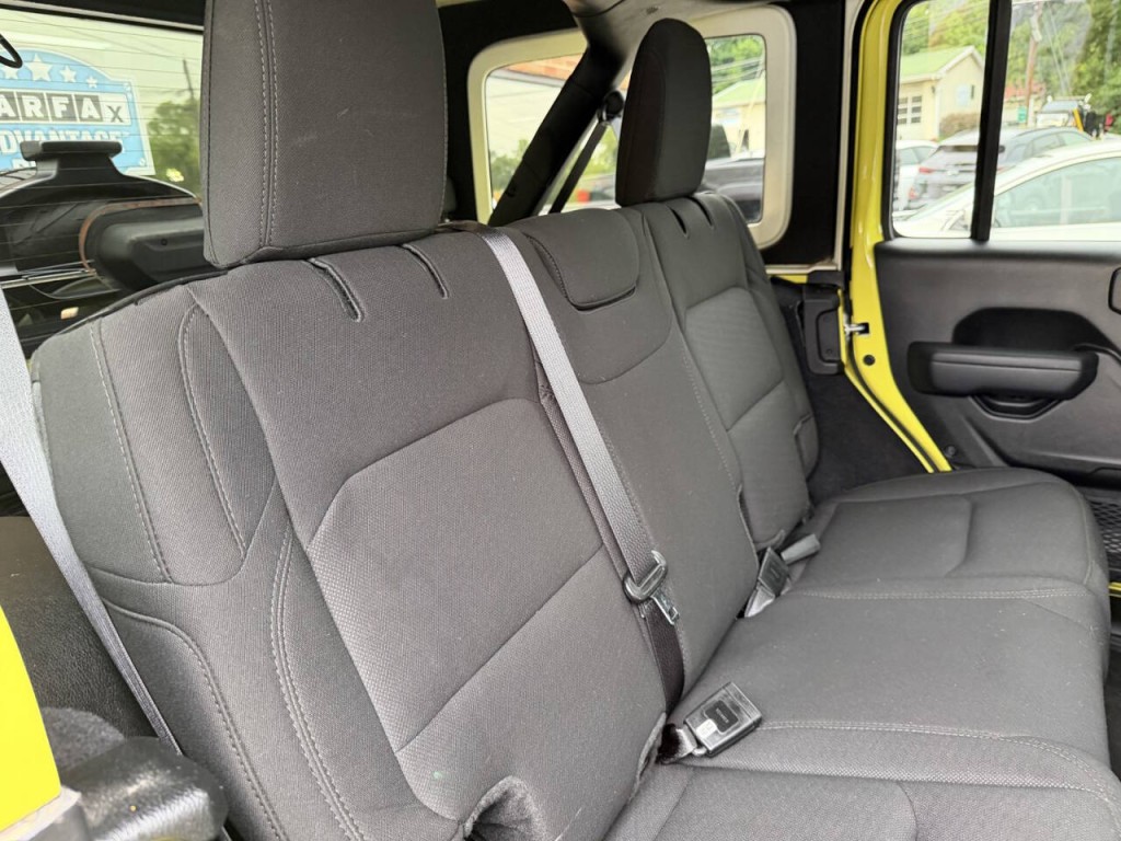 2023 Jeep Wrangler Image 36