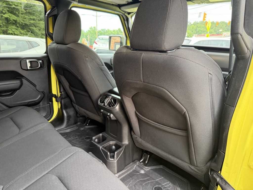 2023 Jeep Wrangler Image 37