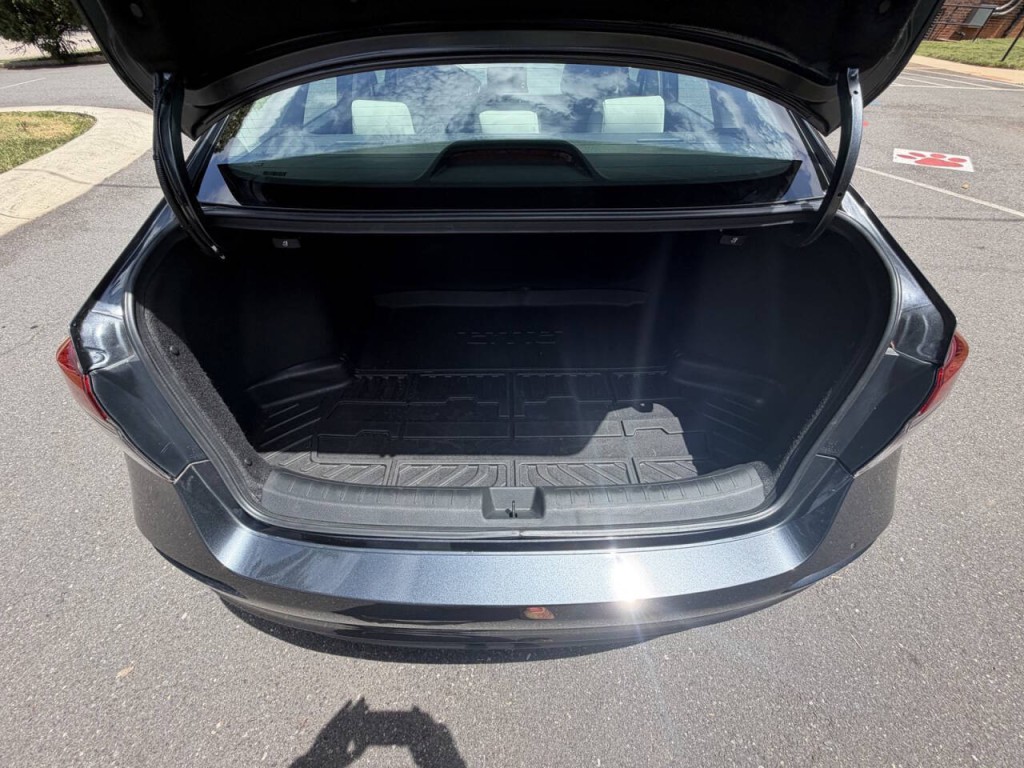 2023 Honda Civic Image 32