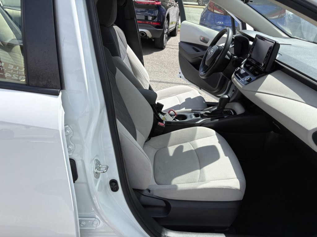 2022 Toyota Corolla Image 23