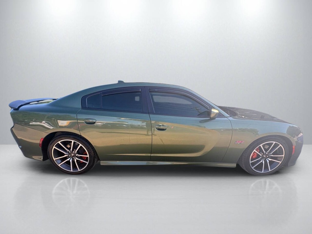 2021 Dodge Charger Image 8