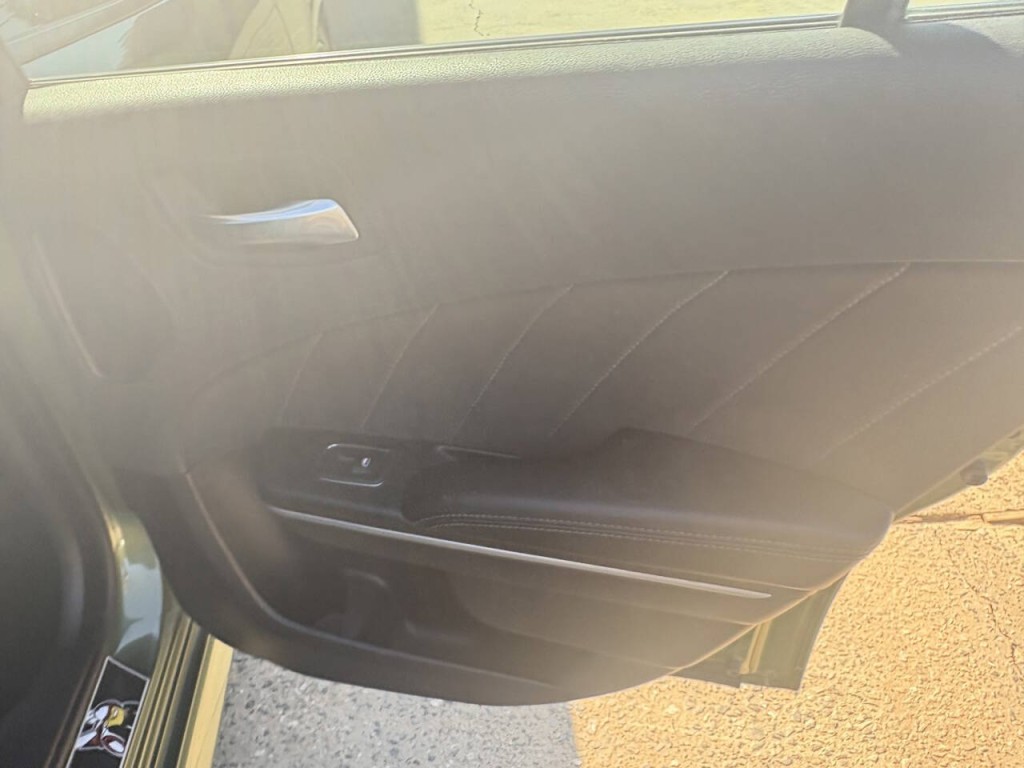 2021 Dodge Charger Image 25