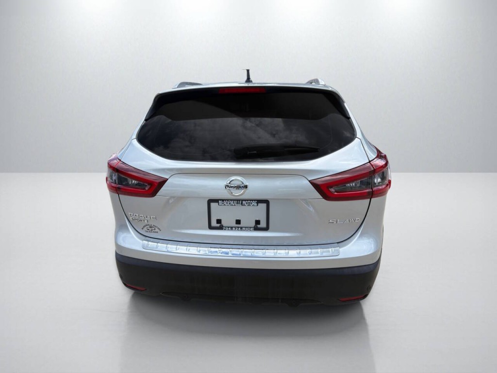 2020 Nissan Rogue Image 4