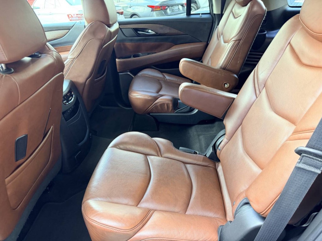 2019 Cadillac Escalade Image 24