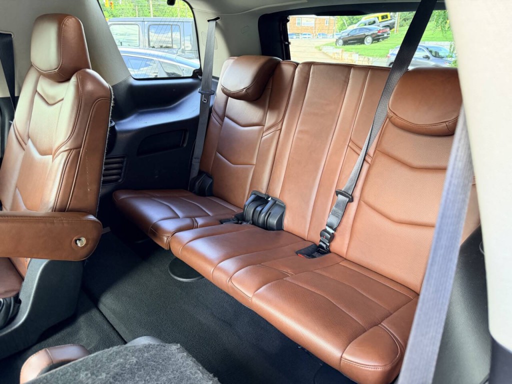 2019 Cadillac Escalade Image 25