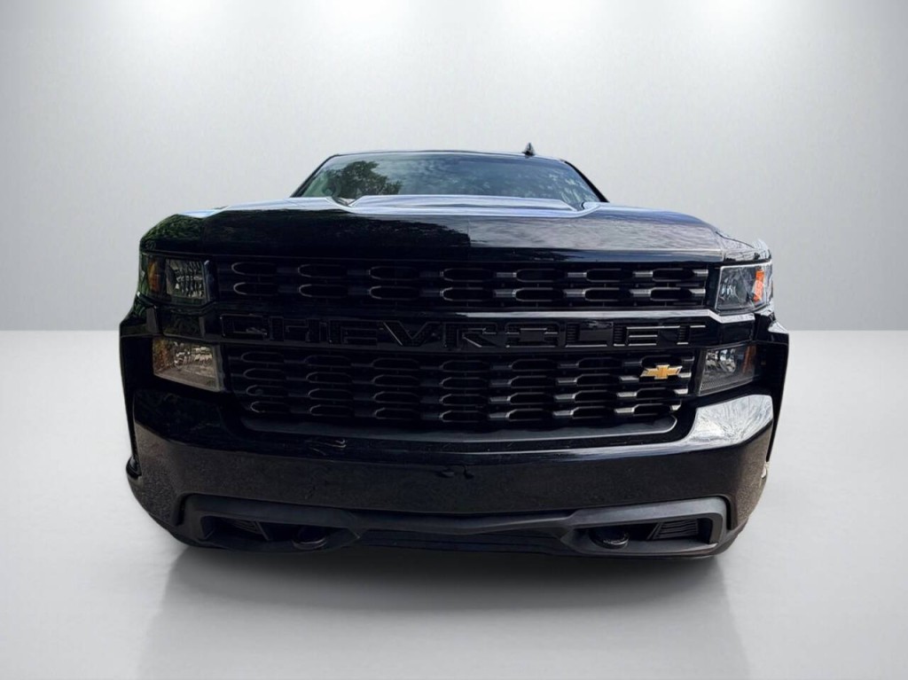 2020 Chevrolet Silverado 1500 Image 2