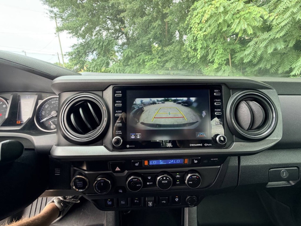 2021 Toyota Tacoma Image 20