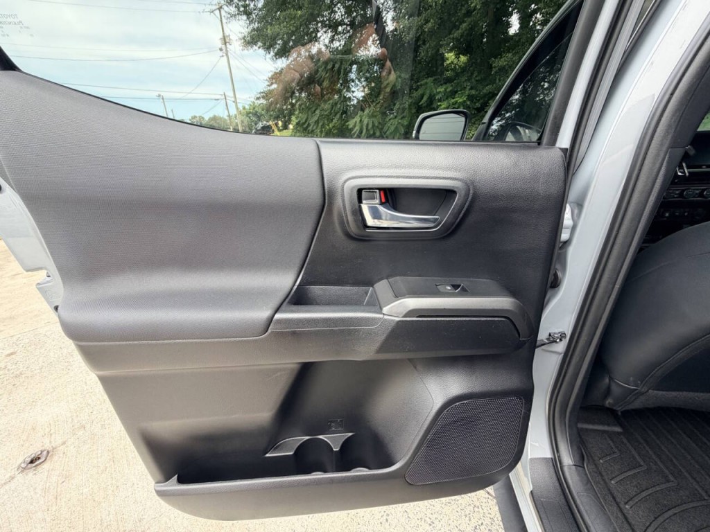 2021 Toyota Tacoma Image 22