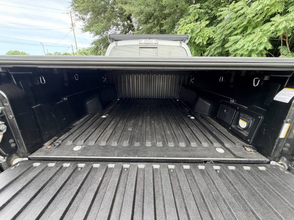 2021 Toyota Tacoma Image 25