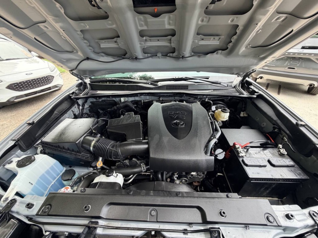 2021 Toyota Tacoma Image 31