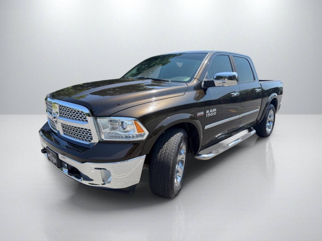 2014 RAM 1500 Image 3