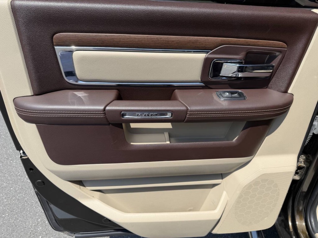 2014 RAM 1500 Image 33