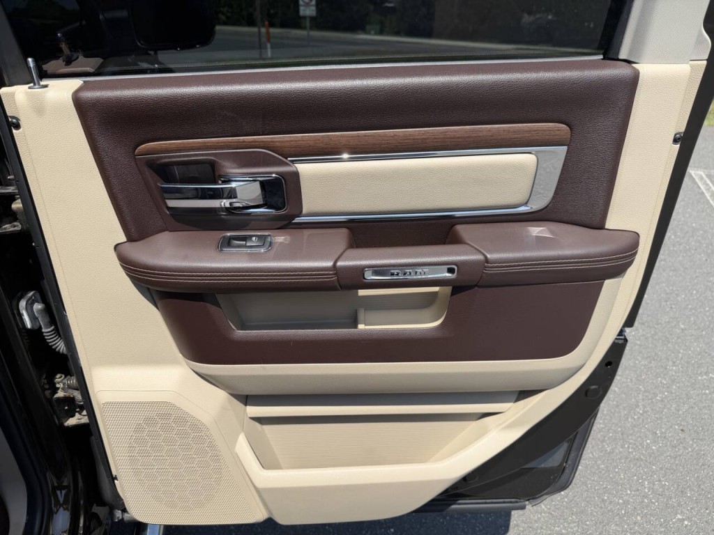 2014 RAM 1500 Image 40