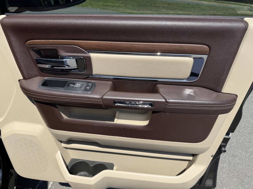 2014 RAM 1500 Image 43