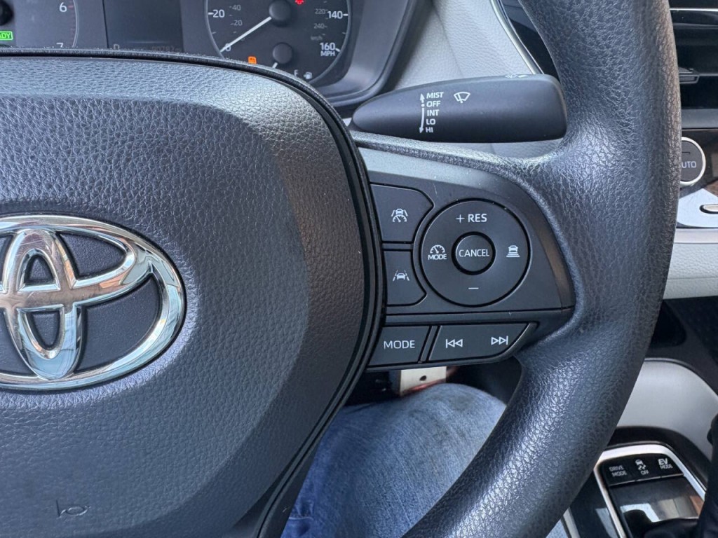 2023 Toyota Corolla Image 13