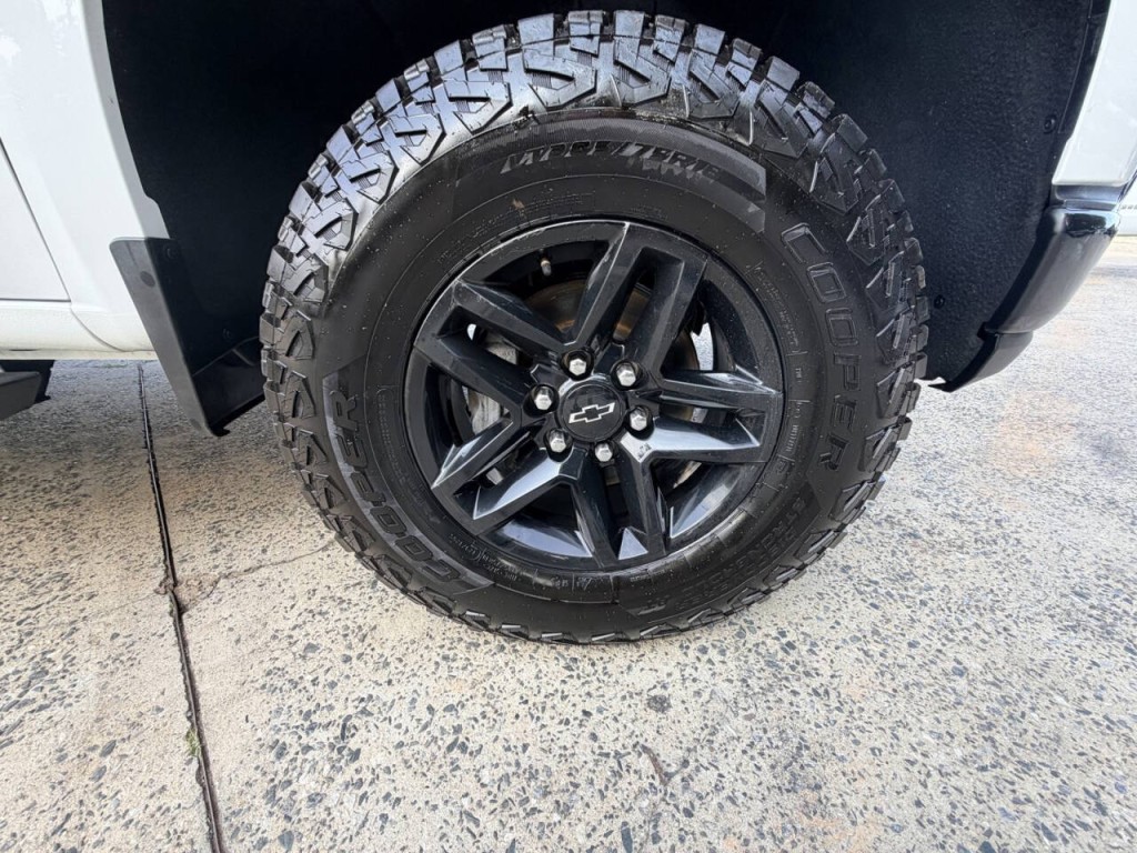 2019 Chevrolet Silverado 1500 Image 9