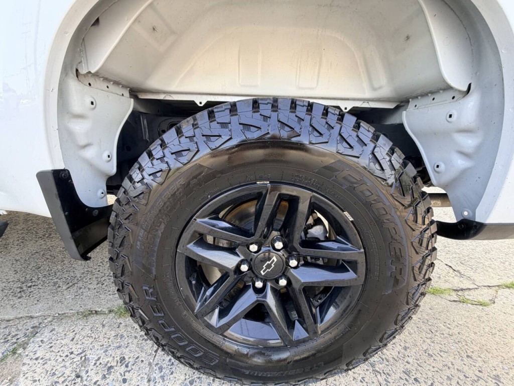 2019 Chevrolet Silverado 1500 Image 11