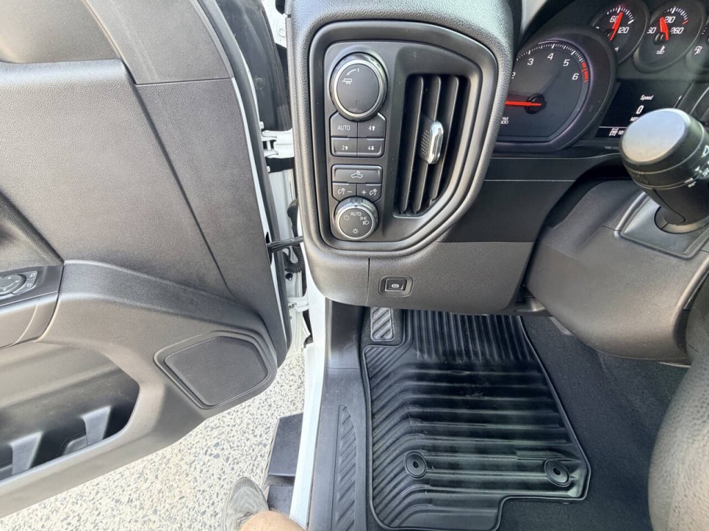 2019 Chevrolet Silverado 1500 Image 15