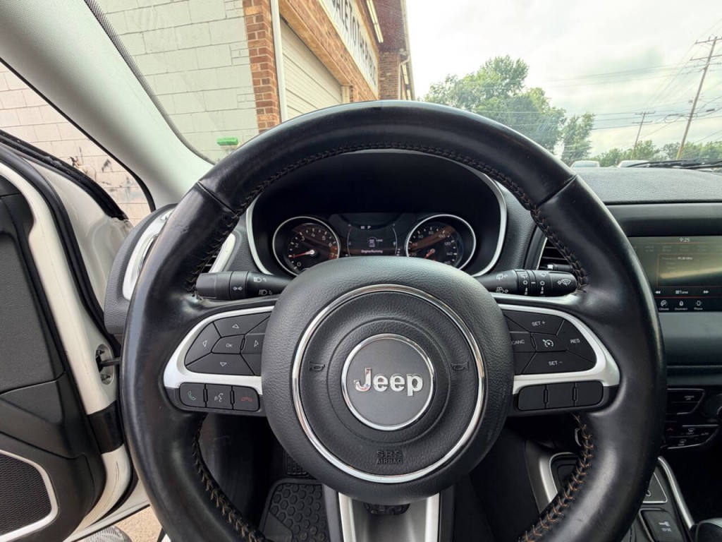 2020 Jeep Compass Image 16