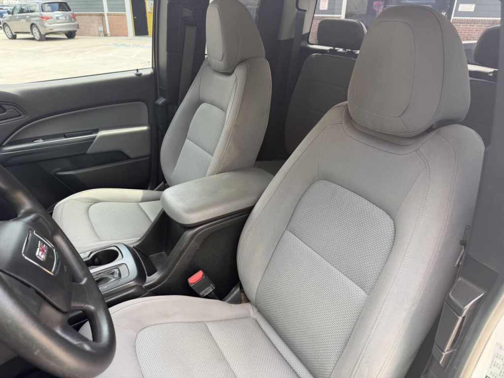 2018 GMC Canyon Image 14