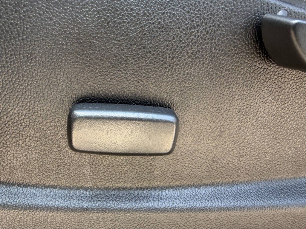2018 GMC Canyon Image 16